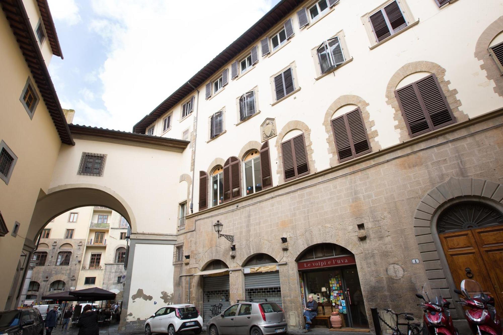 Ponte Vecchio Luxury Retreat * Florencia